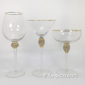 Ensemble de verres à vin en or diamant en or